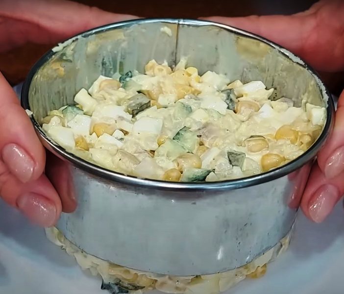 Больше никаких крабовых палочек! Крабовый салат по-новому