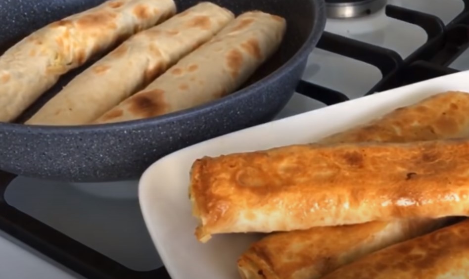 Вкусняшка из тонкого лаваша за считанные минуты. Рецепт удивил не только меня