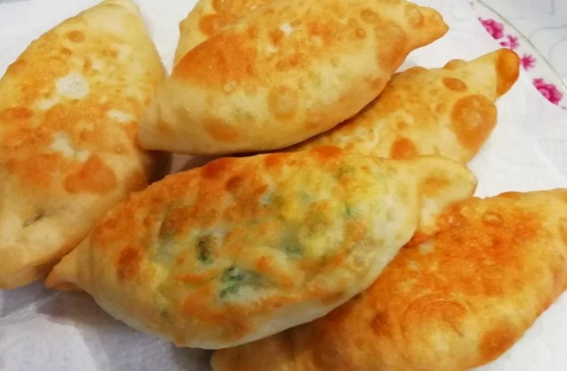 Рецепт "скороспелого" теста для вкусных пирожков. Подходит для любой выпечки: замесила и сразу жарю