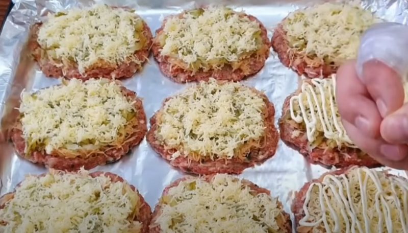 Котлеты больше не готовлю. Беру фарш и картошку и готовлю вкусный ужин за считанные минуты