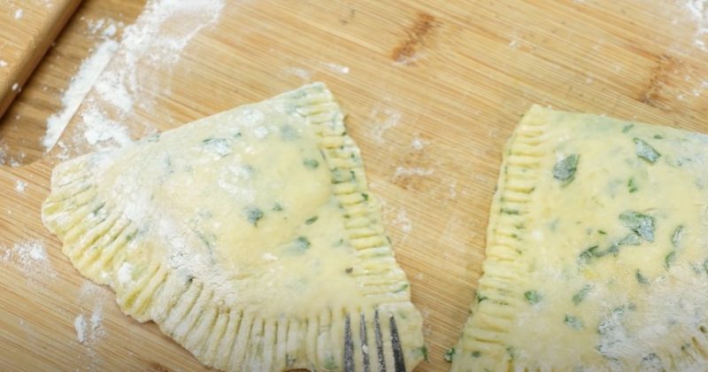 Аппетитный и сытный завтрак: картофельные лепешки. Простой и быстрый рецепт без дрожжей