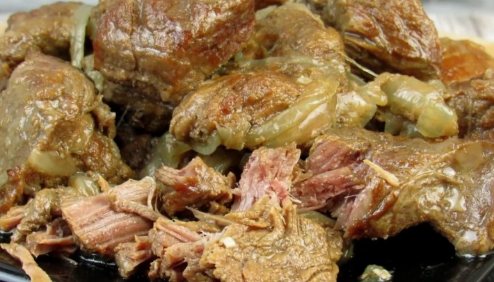 Это мясо просто тает во рту! Вкуснейшая томленая говядина