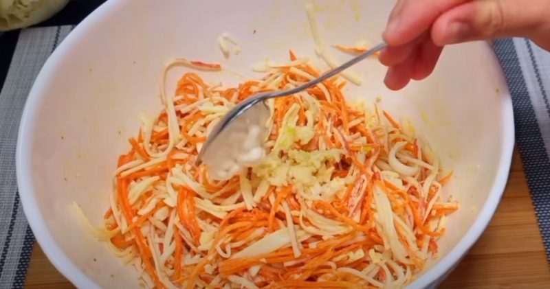 Этот салат обожают все. Вкусно и просто