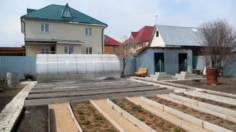 Узкие грядки по методу Лядова. С такими грядками будете спешить на дачу с радостью
