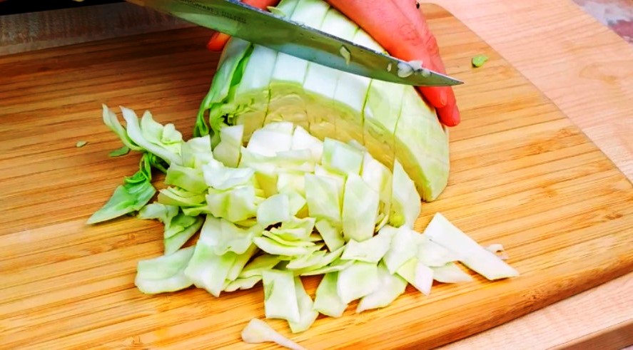 Быстро и бюджетно! Как вкусно приготовить обычную капусту