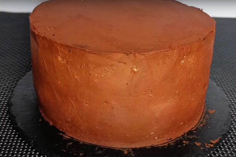 Шоколадный торт "Милка". Рецепт с кремовой прослойкой: вкус и впечатление обеспечены