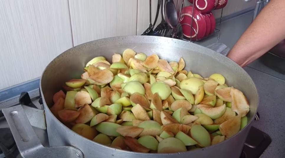 Яблочное повидло! Самый простой, вкусный рецепт приготовления консервации на зиму