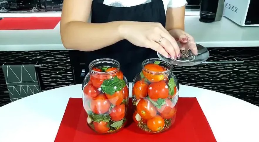 Помидоры прямым посолом очень вкусные, бочковые помидоры. Как солить помидоры на зиму