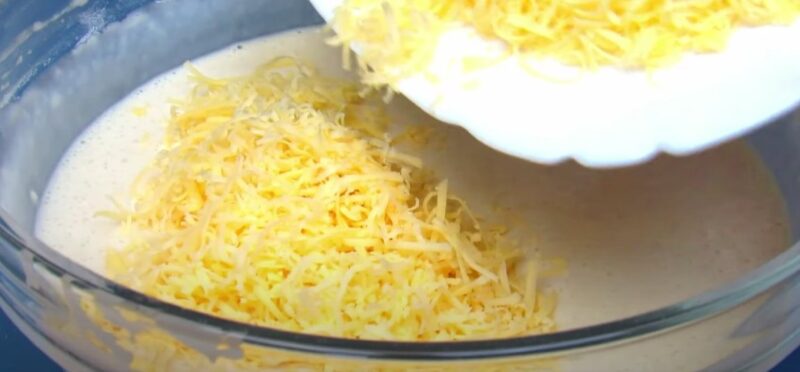 Сырные блины. Рецепт простой, а съедаются моментально
