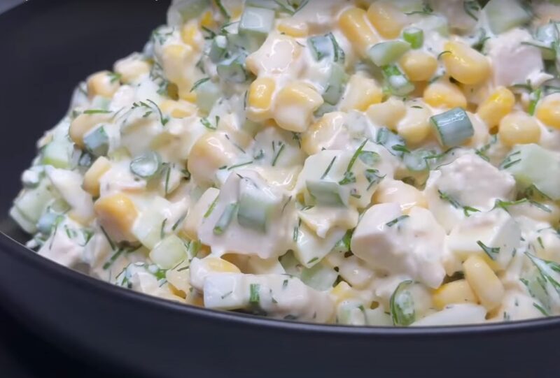 Универсальный салат, который понравится даже детям. Просто и очень вкусно