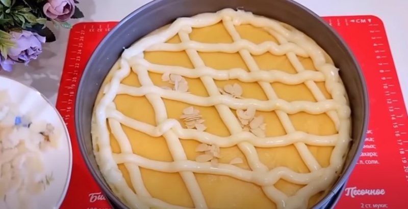 Готовлю его 2 раза в неделю. Мой "ходовой" пирог: вкусная и нежная выпечка к чаю