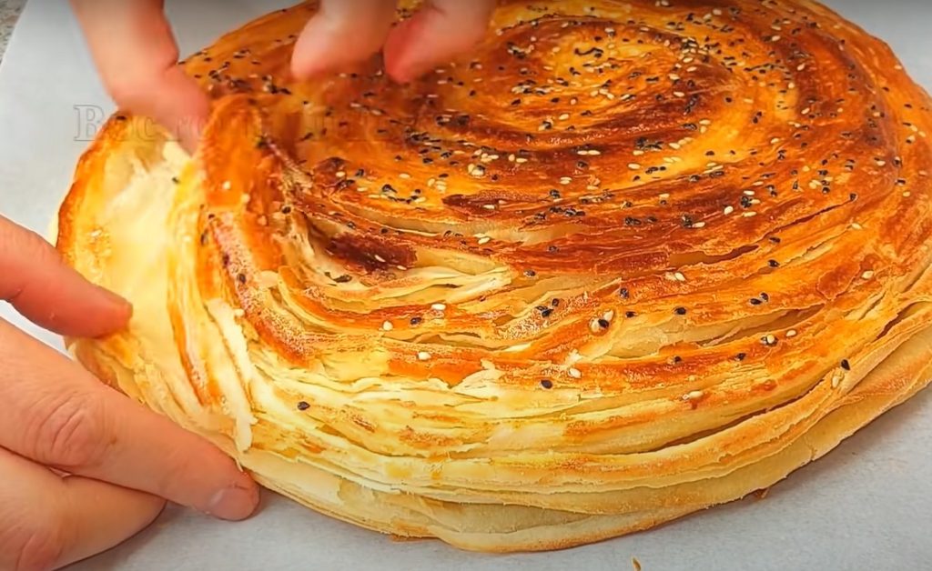 Мука и кипяток! Лепешки по рецепту от турецкой тётушки: такое приготовление вы точно не видели