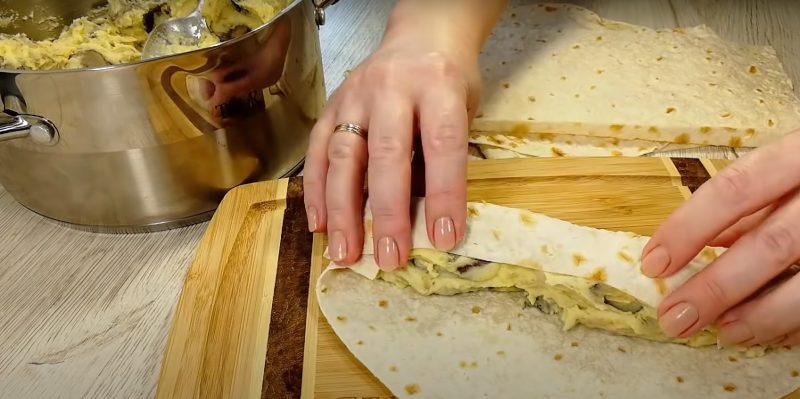 Мясо не нужно: закрутила и в духовку. Нежнейшие рулетики с картофелем и грибами