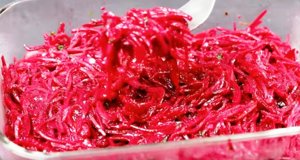 Закуска из простой свеклы: готовлю круглый год. Вкусно очень, делюсь рецептом