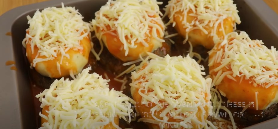 На обед или ужин. Быстрые и легкие фрикадельки с картошкой: очень вкусно