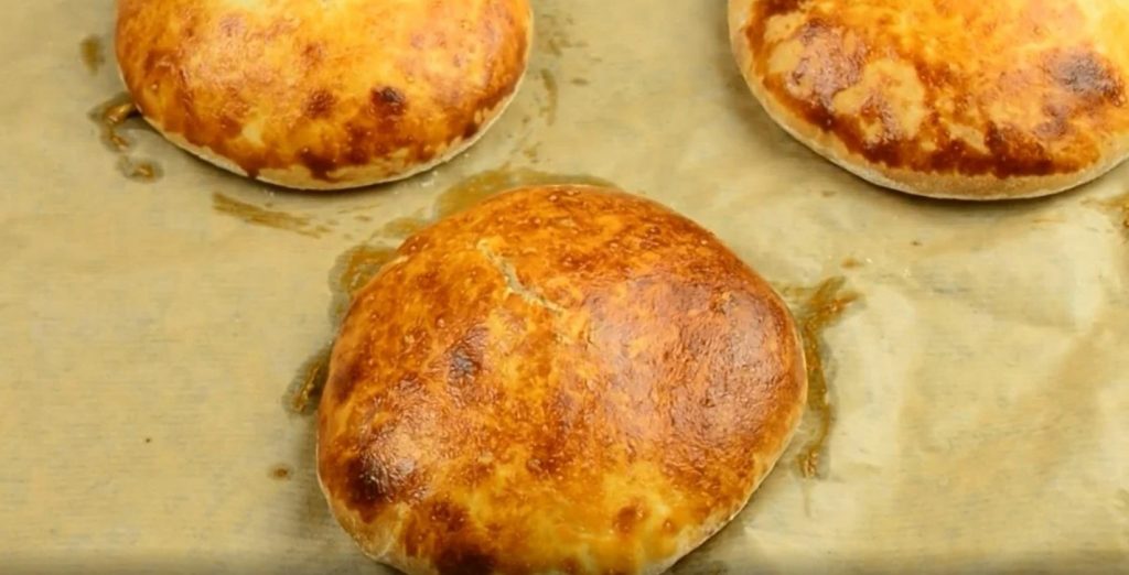 Готовим вкусную выпечку с картофелем. Старый рецепт, который не был известен в средние века