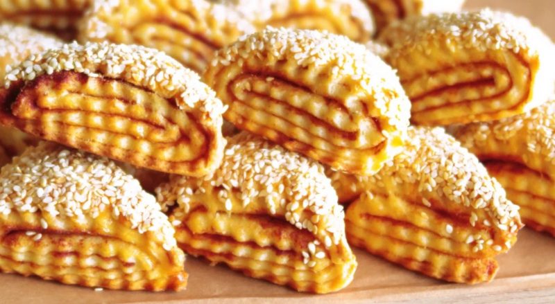 Нежное слоеное печенье. Быстро и вкусно: нравится как взрослым, так и детям