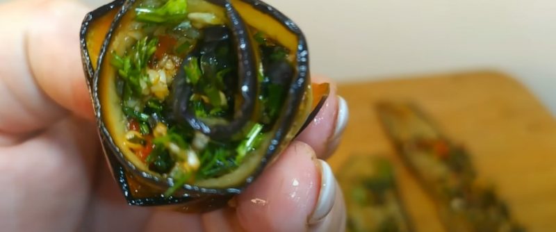 Баклажаны по-грузински. Очень аппетитная закуска: сколько не закрываю, всегда мало