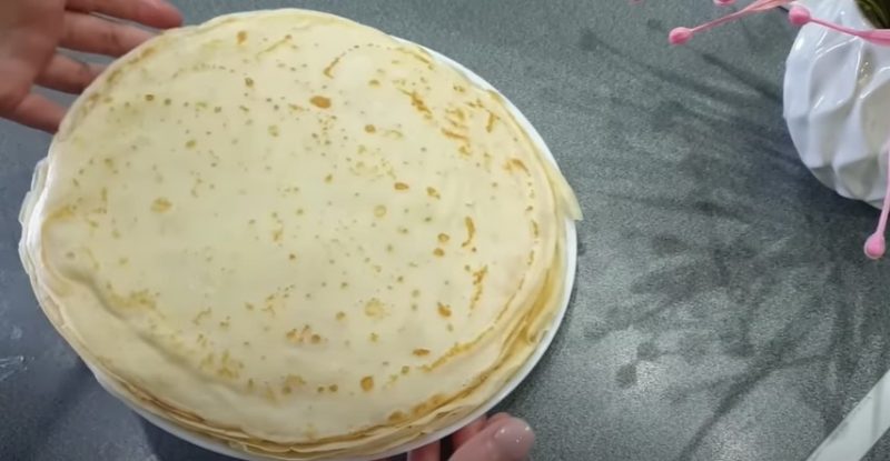 Царское угощение. Рецепт тонких блинчиков с начинкой из куриных желудочков и лука