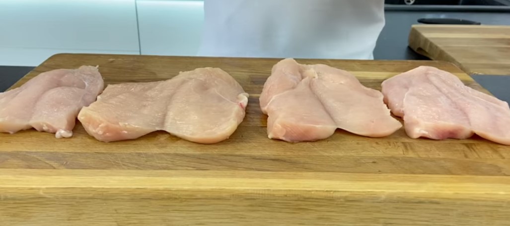Бесподобный рецепт! Горячее блюдо из картошки и курицы, которое выручит всегда